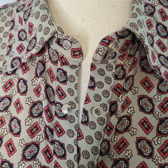 BCBG Maxazria Womens Long Sleeve Snap Up Blouse Size L - Picture 3 of 10
